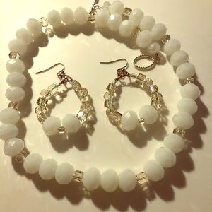 Necklace and earrings set